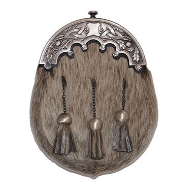 Sporran antique en forme de larme