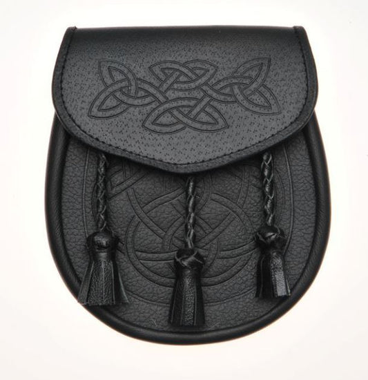 Leather Web Sporran with Single Celtic Knot