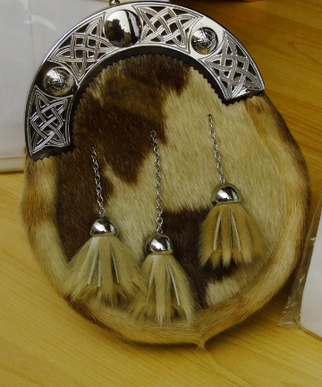 Seal Skin Full Dress Sporran  With White Cantle